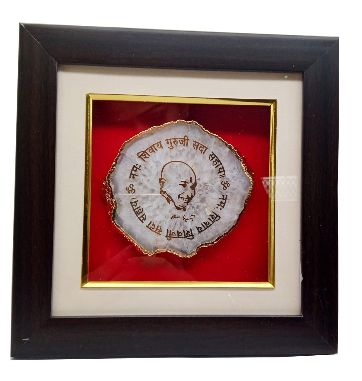 Guruji Shivji Wall Art, Guruji Wall Decor, Shivji Wall Art, Guruji Agate Frame, Shivji Agate Wall Art, Om Namah Shivaya Wall Art, Guruji Sada Sahaya Frame, White Agate Wall Art, Agate Gemstone Wall Decor, Shiva Devotional Art, Spiritual Wall Art, Devotional Wall Decor, Hindu Wall Art, Religious Wall Decor, Devanagari Calligraphy Art, Shiva Mantra Frame, Puja Room Decor, Home Temple Wall Decor, Divine Expressions, Spiritual Home Decor, Festive Gifting, Housewarming Gift, Devotional Gift, Premium Spiritual Gi