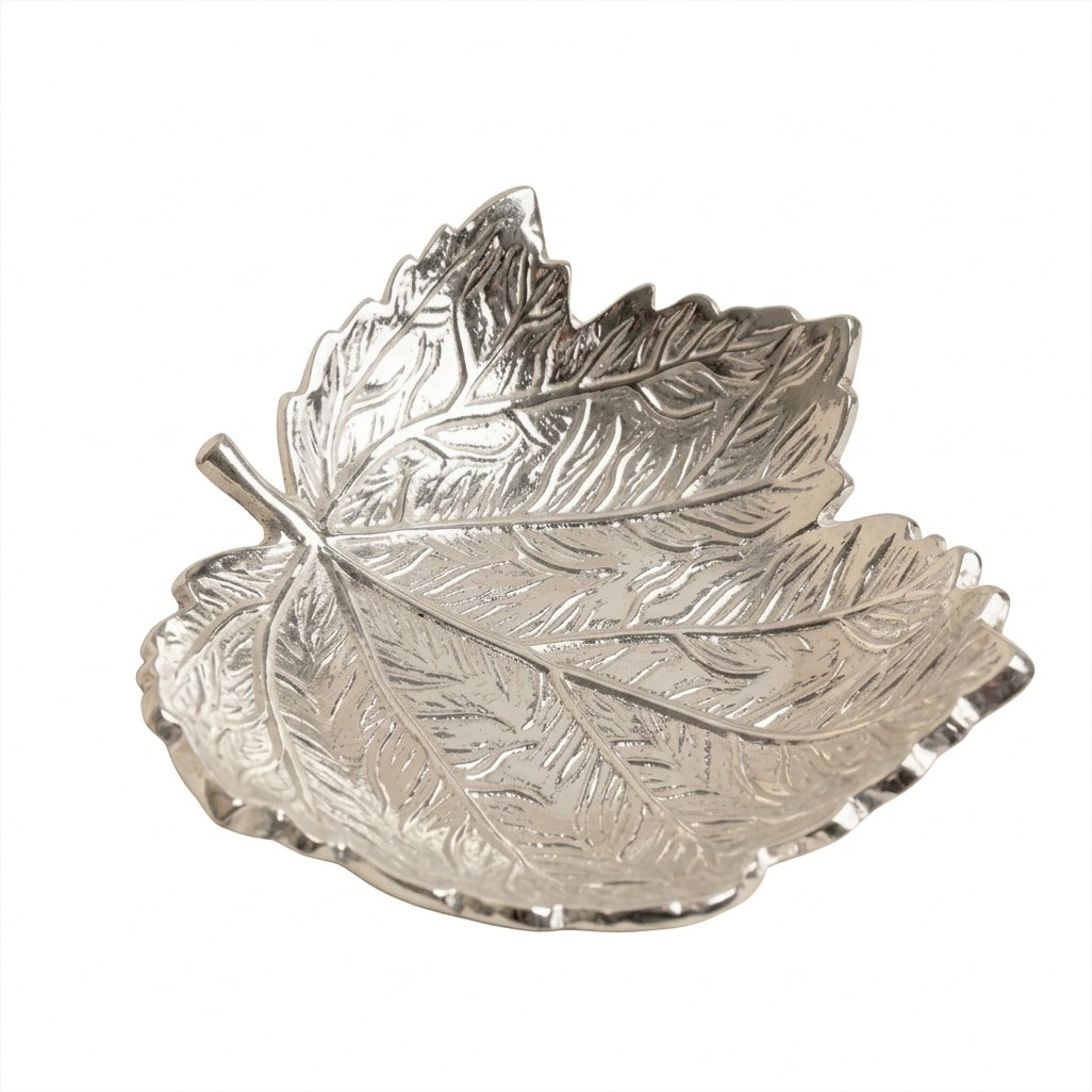 Elegant Silver Leaf-Shaped Decorative Platter