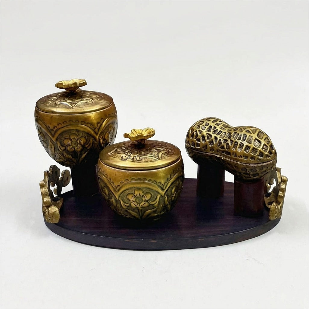 Luxury Gold-Finish Festive Gift Hamper