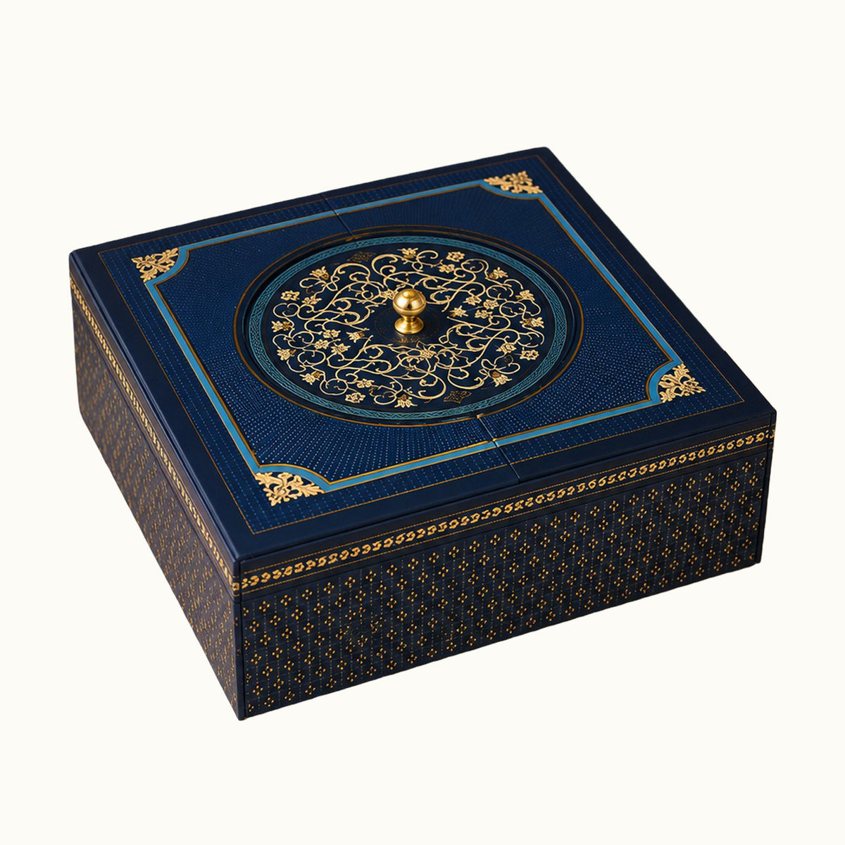 Art Nouveau Box - detail view