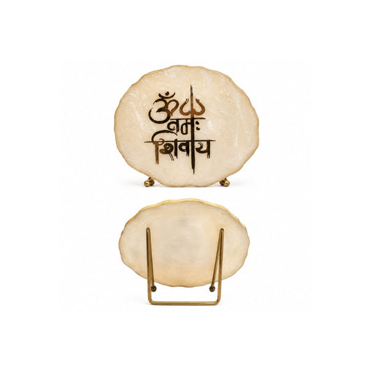 Divine Om Namah Shivay White Agate Table Accent - close-up detail