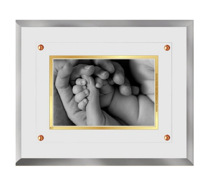 Elegance Metallic Accent Acrylic Photo Frame - close-up detail