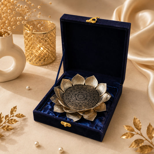 Ornate Silver-Finish Lotus Multipurpose Tray